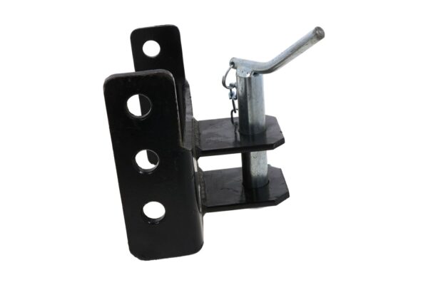 Towing hook with pull pin - Image 3