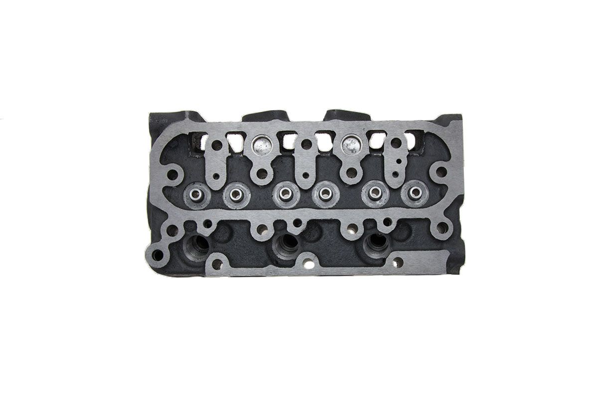 Cylinder head Indirect injection Kubota D722