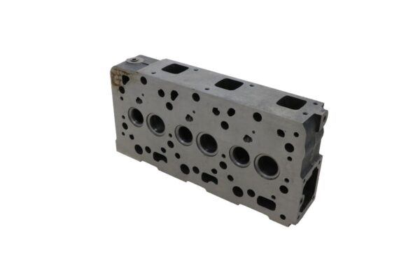 Cylinder head indirect injection Kubota D1005 - Image 3