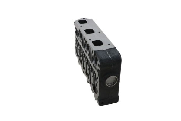 Cylinder head Indirect injection Kubota D782 - Image 2