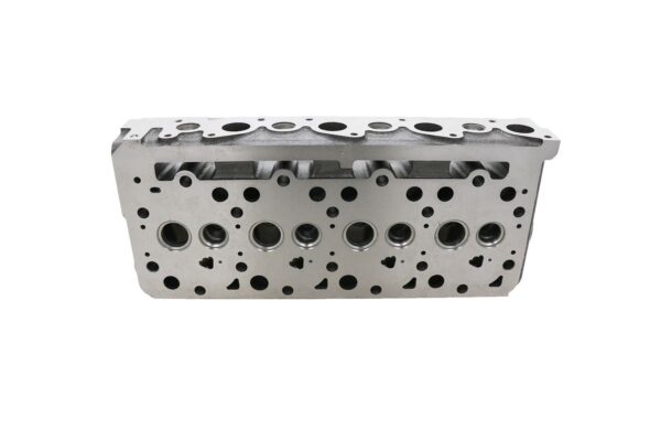 Cylinder head Indirect injection Kubota V1903 - Image 5