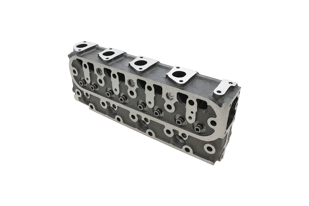 Cylinder head Indirect injection Kubota V1305,