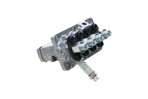 Fuel injection pump Kubota V1305, V1505 OEM Kubota - Image 3