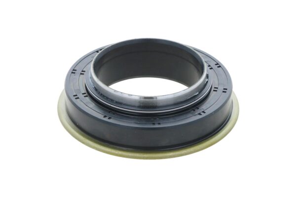 Shaft seal (rear) Iseki Geas, TG, TK-Types, Massey Ferguson - Image 3