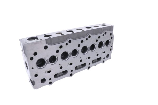Cylinder head Perkins 404D-22 - Image 3