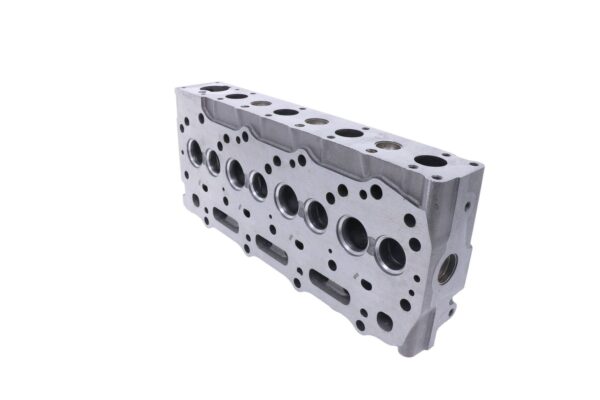 Cylinder head Perkins 404D-22 - Image 5
