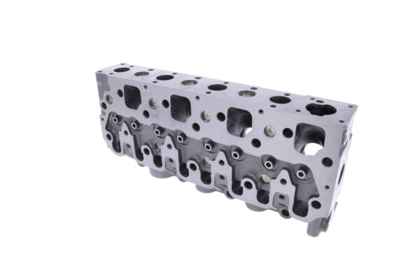 Cylinder head Perkins 404D-22