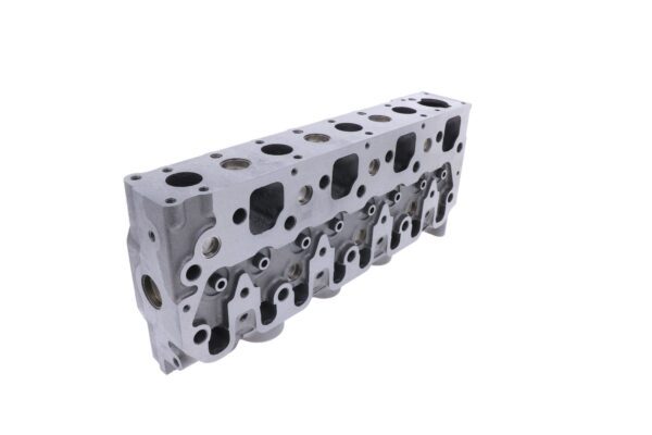 Cylinder head Perkins 404D-22 - Image 7