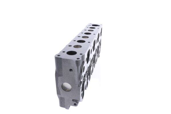 Cylinder head Perkins 404D-22T - Image 7