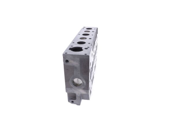 Cylinderhead Perkins 403D-15, 403D-17 - Image 3