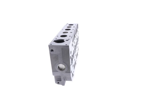 Cylinderhead Perkins 403D-15T - Image 3
