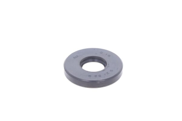 Seal 21x52x8 front axle 4WD Kubota B-types - Image 3