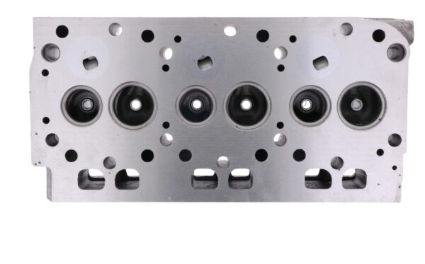 Cylinder head Indirect injection Iseki / Isuzu E3CD, E3CE,  E3CF, Massey Ferguson, Agco, Challenger, Mitsubishi, - Image 2