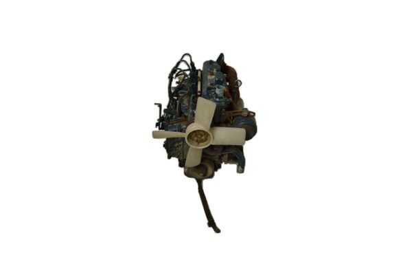 Kubota D905 diesel engine 3-cylinder - Image 2