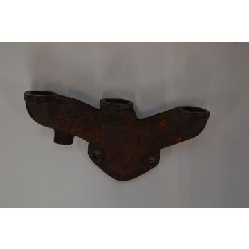 Exhaust manifold Iseki E3CC, E3CD, E3CE, Sial, TF, TG, TH, TLE, TM, AT, SZ, SF